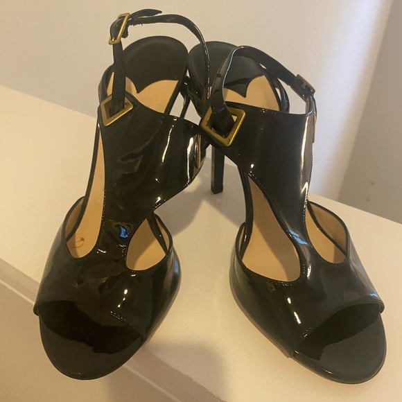 JIMMY CHOO PATENT LEATHER SANDALS - Picture 3 of 10